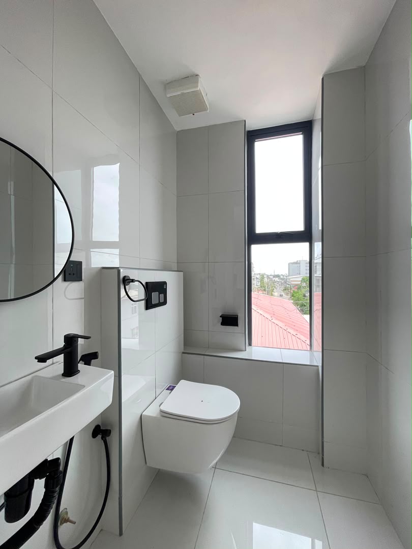 MODERNLY ERECTED 2 BEDROOM APARTMENT. image 4