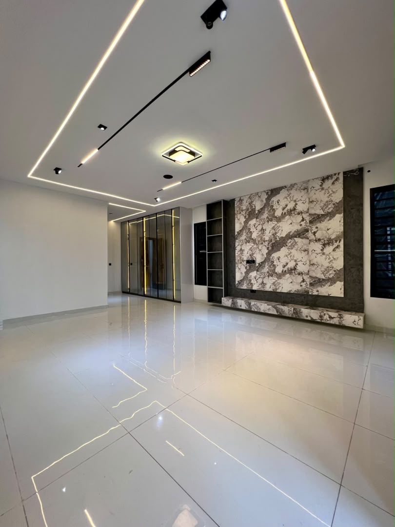 5 BEDROOM FULLY DETACHED DUPLEX IKOTA image 6