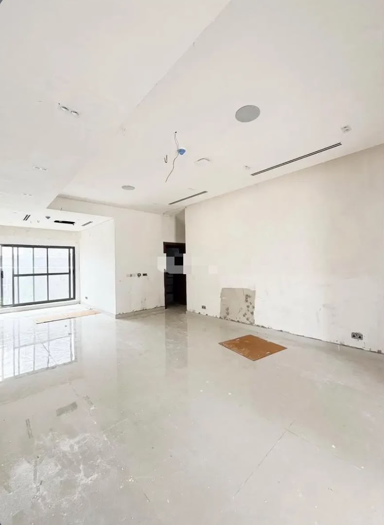 WELL STRUCTURED 6 BEDROOM image 3