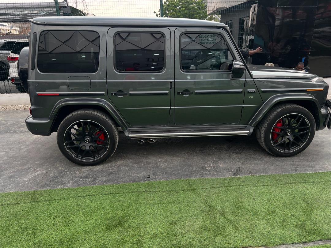 MERCEDES Benz AMG G63 image 5