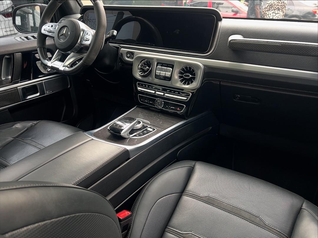 MERCEDES Benz AMG G63 image 4