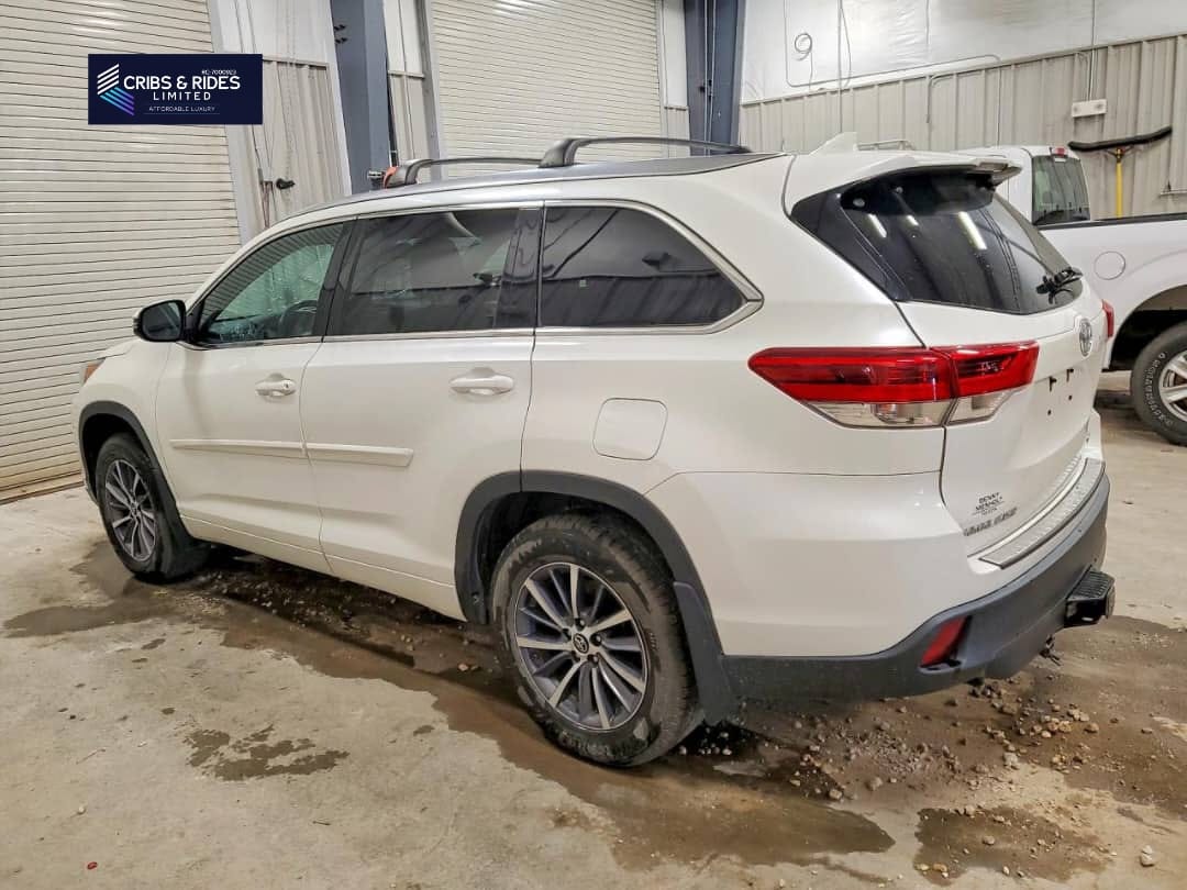 HIGHLANDER XLE (2018) image 2
