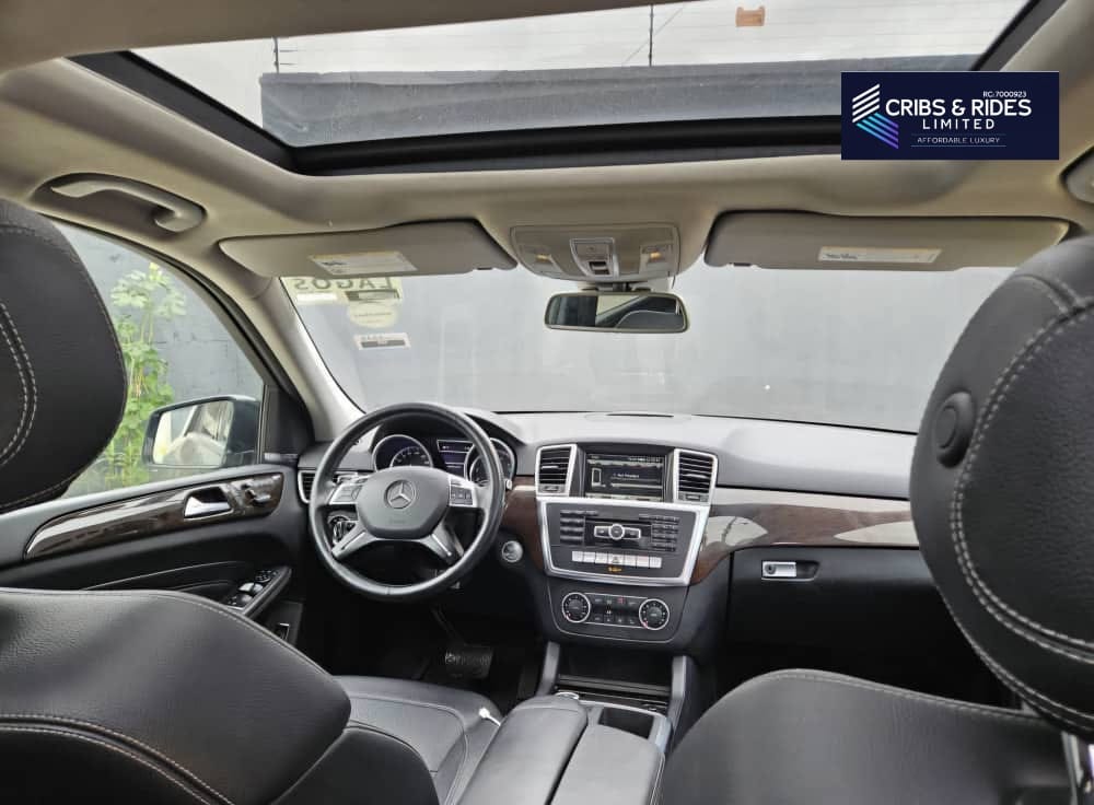 MERCEDES BENZ MERCEDES-BENZ (2015) image 8