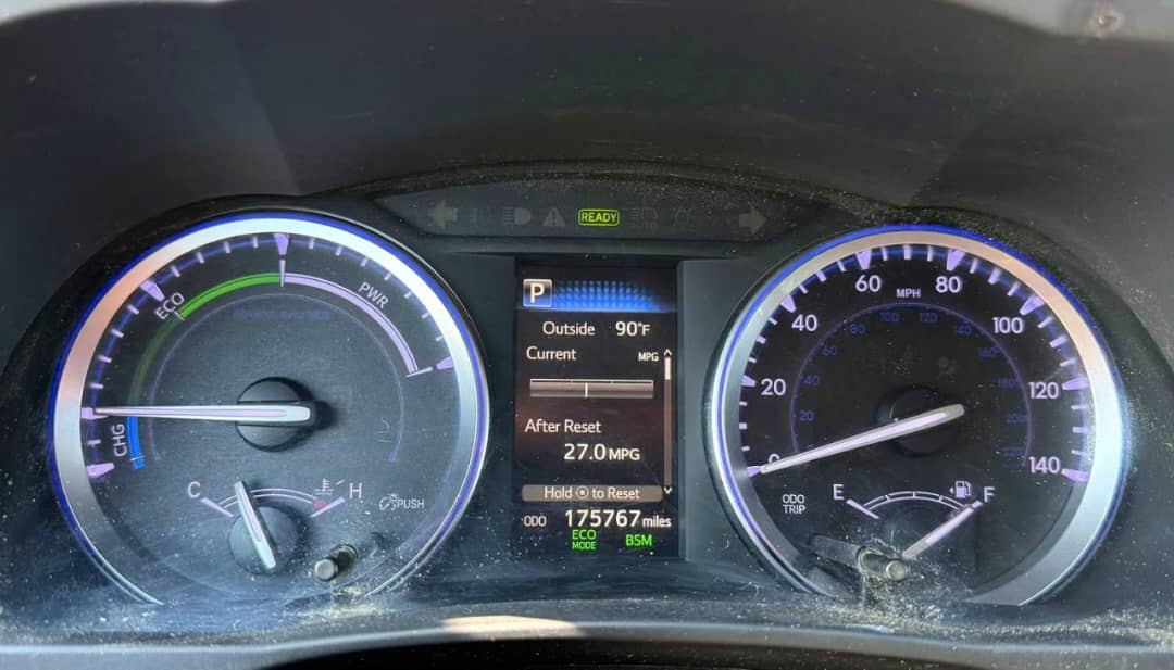 2019 Toyota image 6